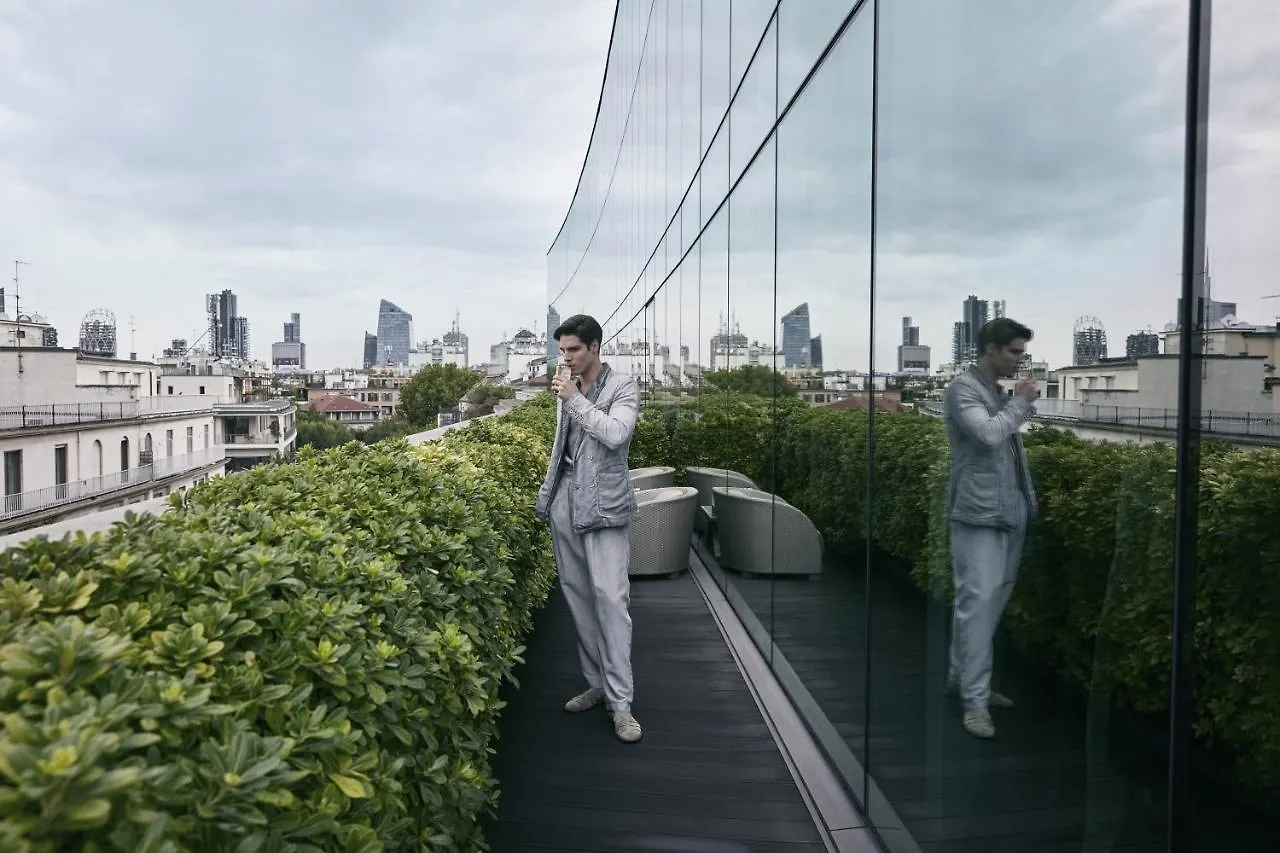 Armani Hotel Milano 5*, Milan