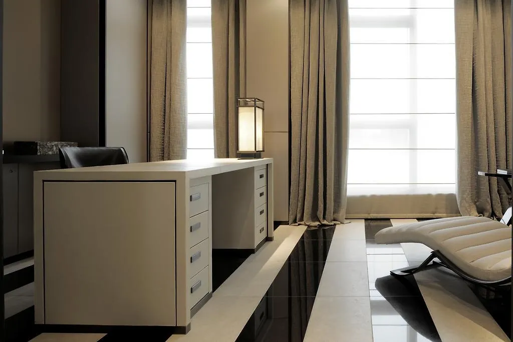 Armani Hotel Milano Itália