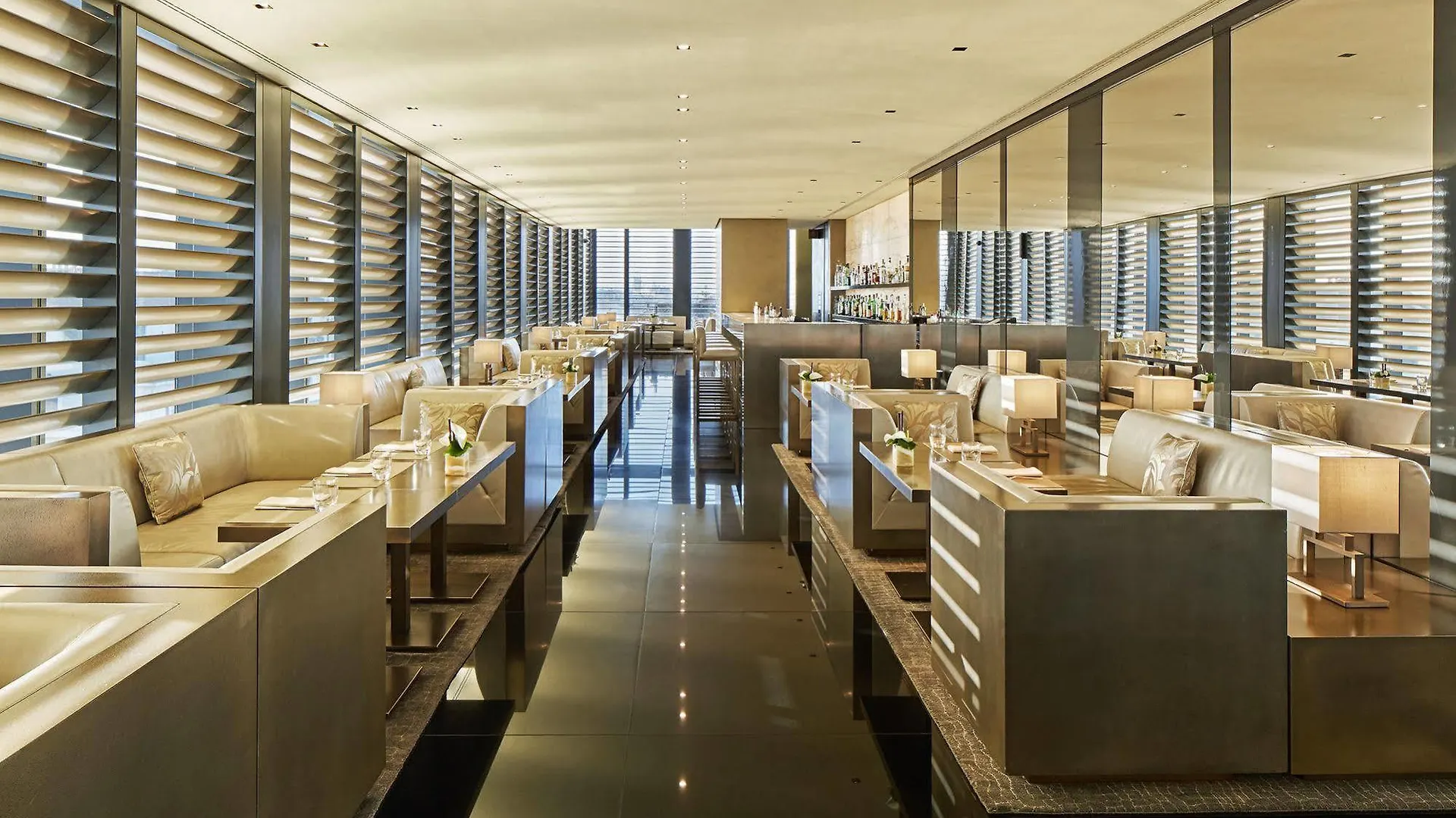 Armani Hotel Milano 5*,  Italien